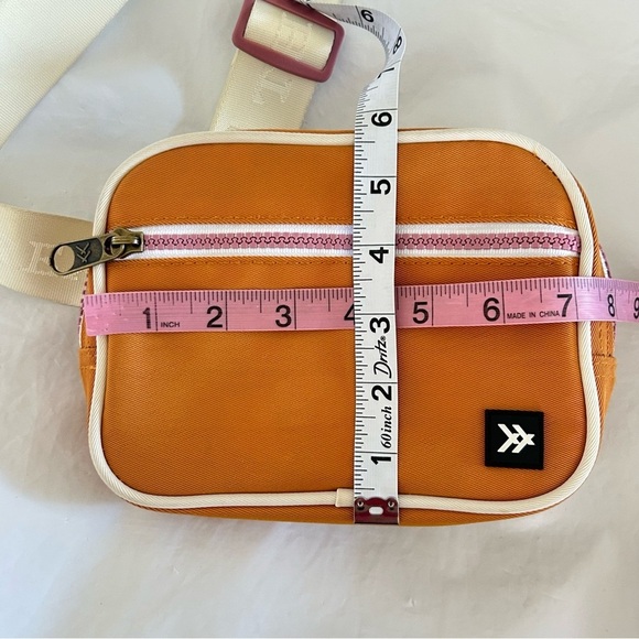 THREAD Fanny Pack Marigold Cross Body Bag NWOT - Picture 11 of 12